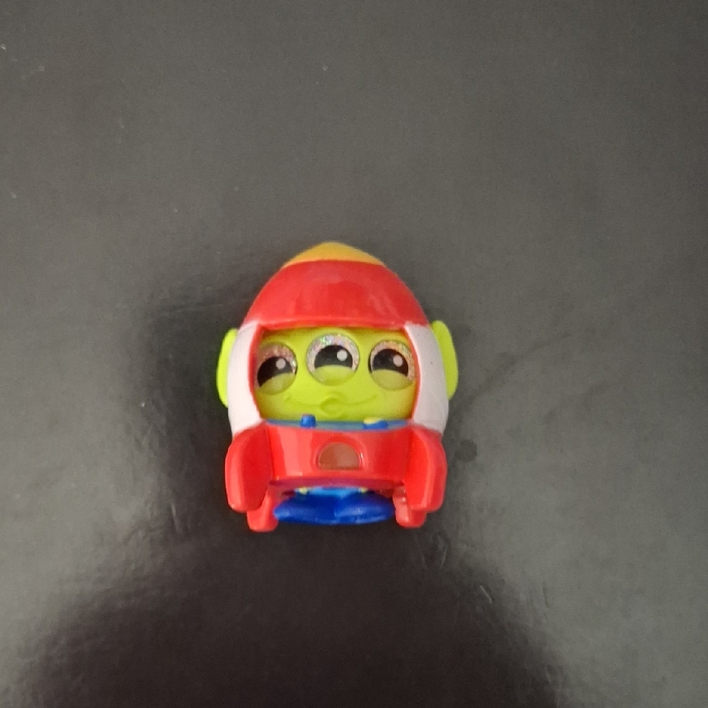 Disney Doorables Costume Cuties Alien